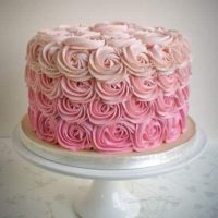 PASTEL DE ROSETONES RELLENO DE GANACHE